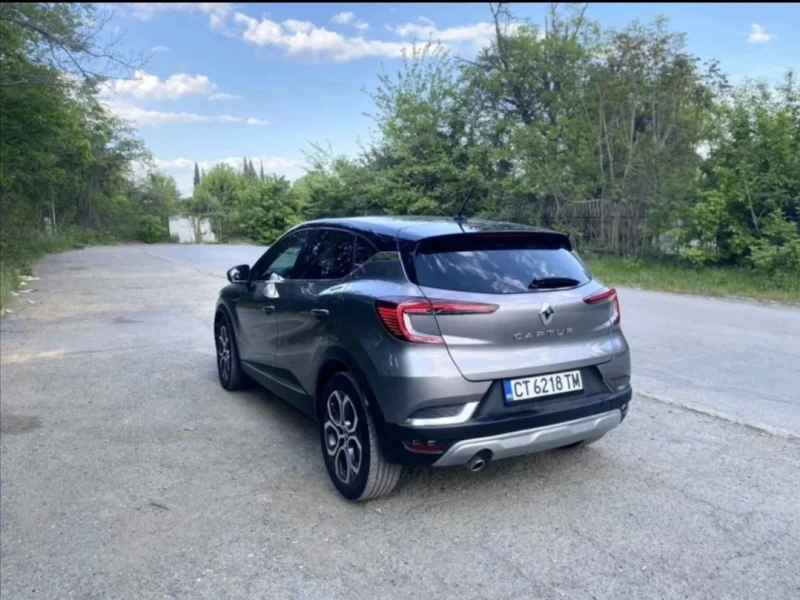 Renault Captur, снимка 6 - Автомобили и джипове - 52816449