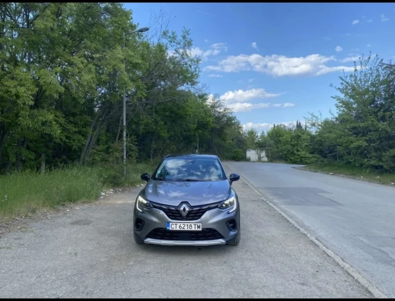 Renault Captur, снимка 4 - Автомобили и джипове - 52816449