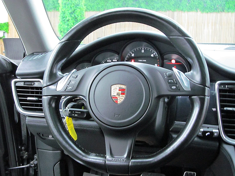Porsche Panamera FACELIFT/PODGREV/LED-BIXENON/СОБСТВЕН ЛИЗИНГ, снимка 14 - Автомобили и джипове - 52874336