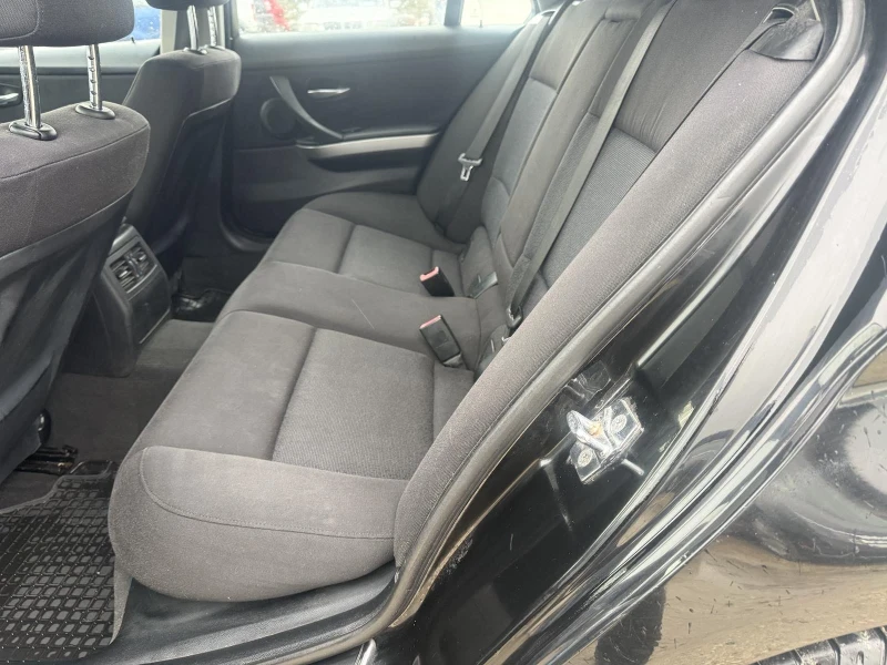 BMW 320 D ТОП БАРТЕР , снимка 10 - Автомобили и джипове - 52931850