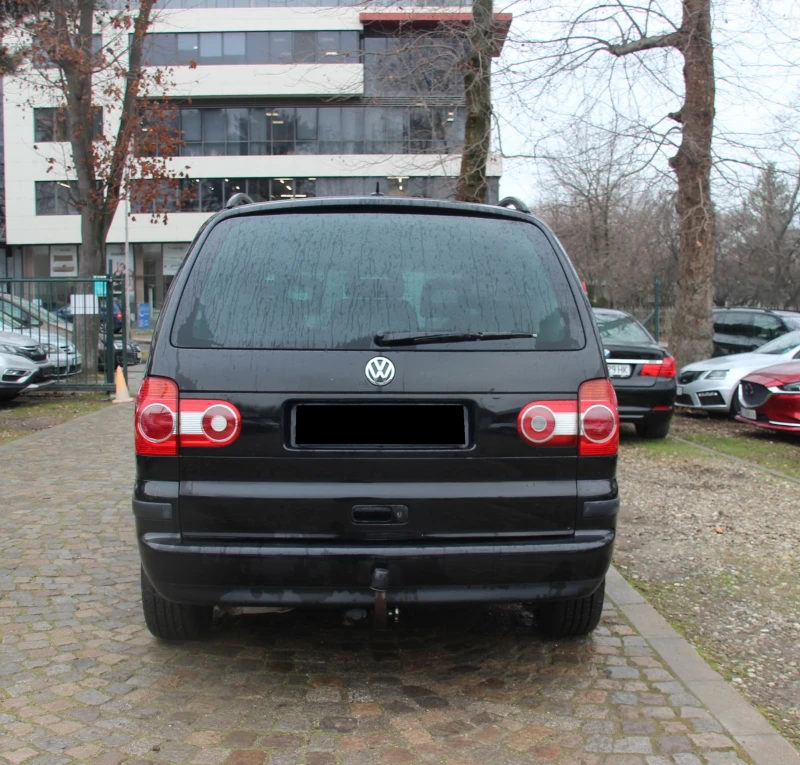VW Sharan 1.9 TDI 131 кс. 6+ 1 МЕСТА НОВ ВНОС  , снимка 6 - Автомобили и джипове - 53191058