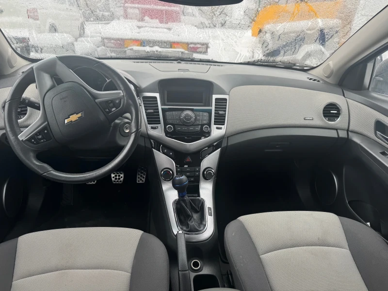 Chevrolet Cruze 2.0 DTI 150, снимка 15 - Автомобили и джипове - 53467315