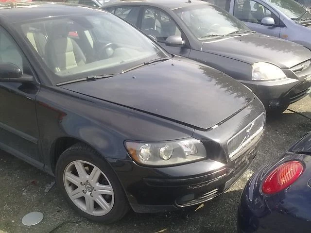 Volvo V50 1.6 /2.0/2.4 D - изображение 2