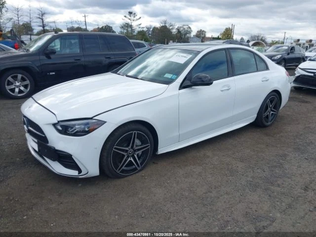 Mercedes-Benz C 300 4MATIC - изображение 2