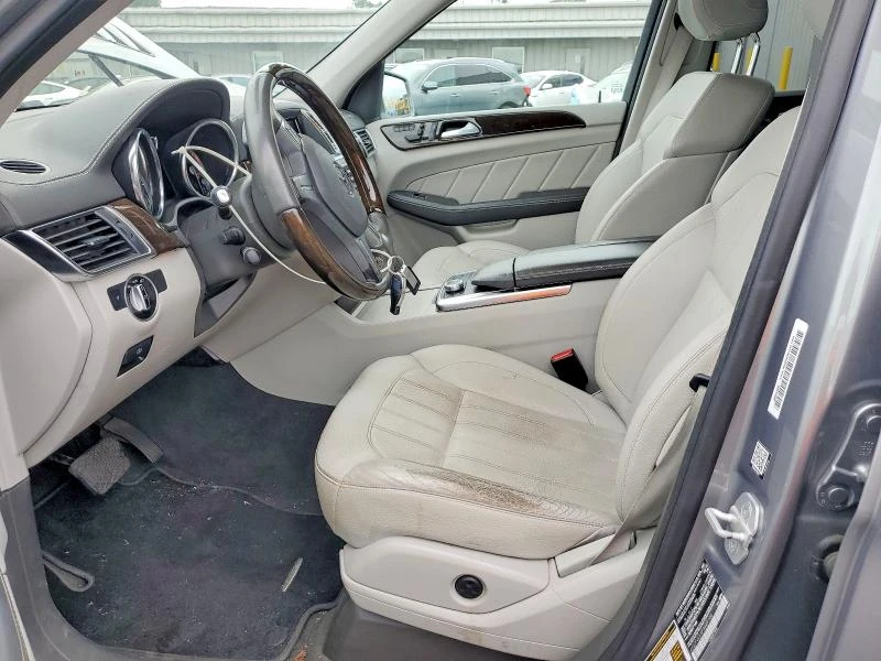 Mercedes-Benz GLS 450 4MATIC* КОжа* Подгрев* Обдухване* Кейлес* Blind Sp, снимка 7 - Автомобили и джипове - 53817665