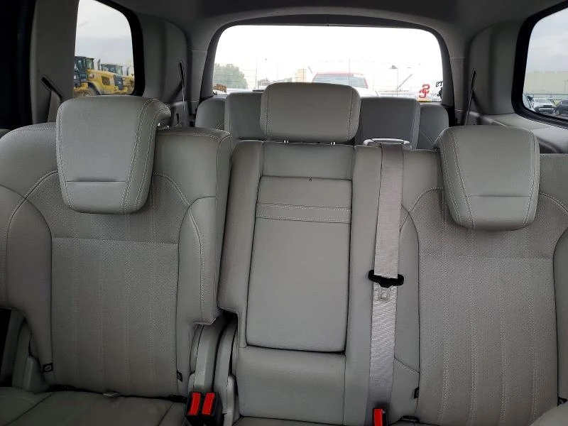 Mercedes-Benz GLS 450 4MATIC* КОжа* Подгрев* Обдухване* Кейлес* Blind Sp, снимка 10 - Автомобили и джипове - 53817665