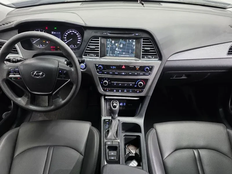 Hyundai Sonata 2.0 STYLE SPECIAL, снимка 7 - Автомобили и джипове - 56160962