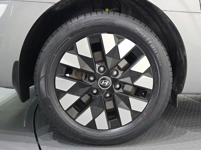 Hyundai Staria 4WD Lounge 9-Seater| 174�.�. | Mobile.bg � ����������� 5