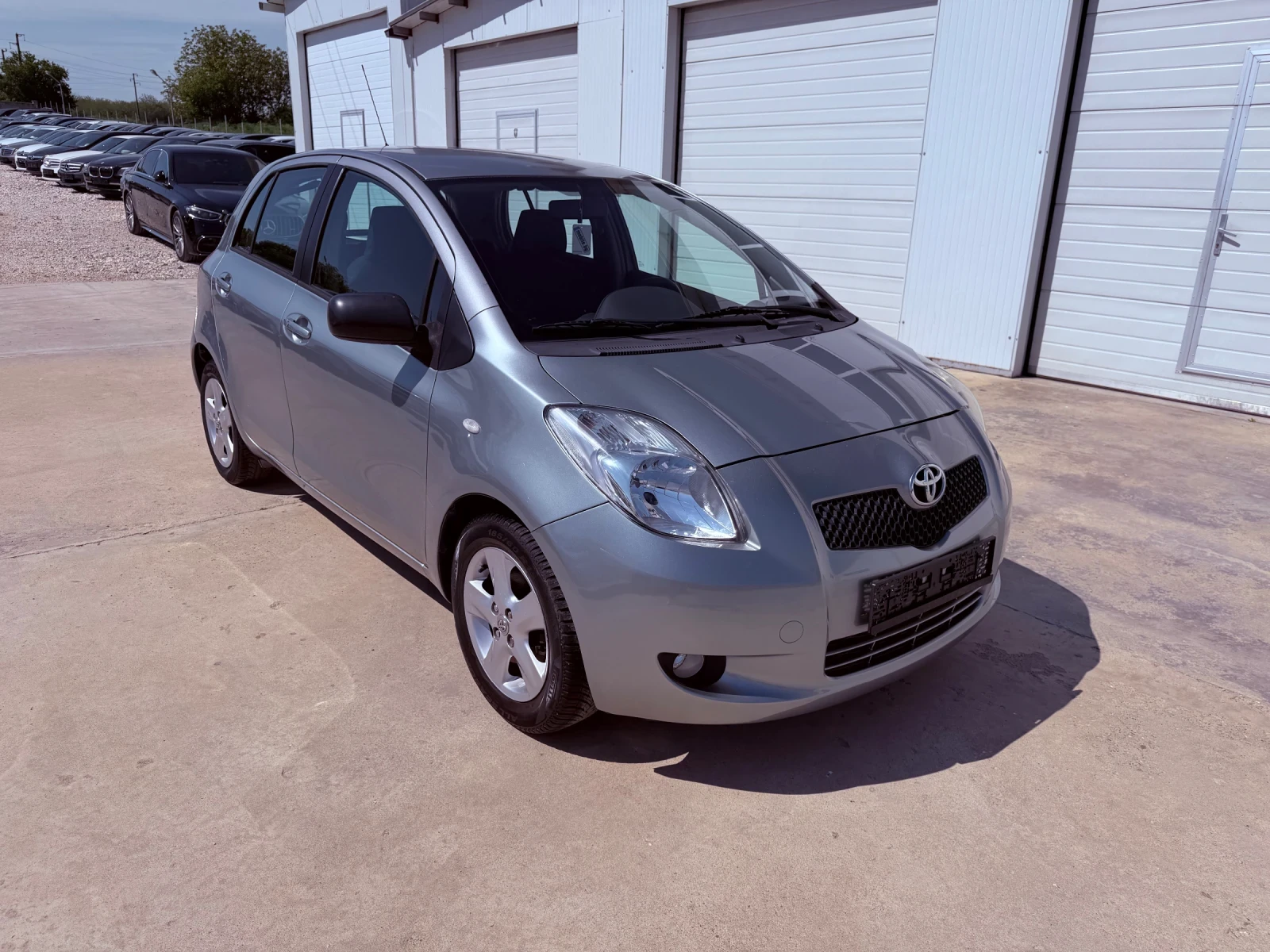 Toyota Yaris 1.3vvt-i 87k.c UNIKAT | Mobile.bg � ����������� 12