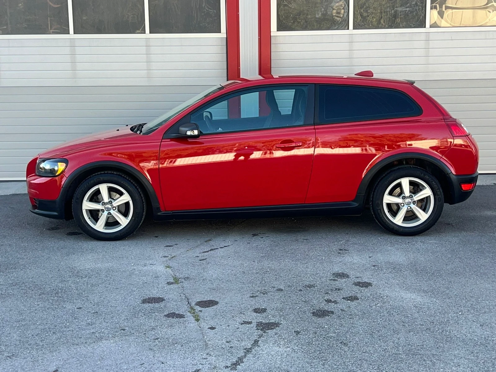 Volvo C30 1.6I EXLUSIVE COUPE KLIMATRONIK ЛИЗИНГ - изображение 6