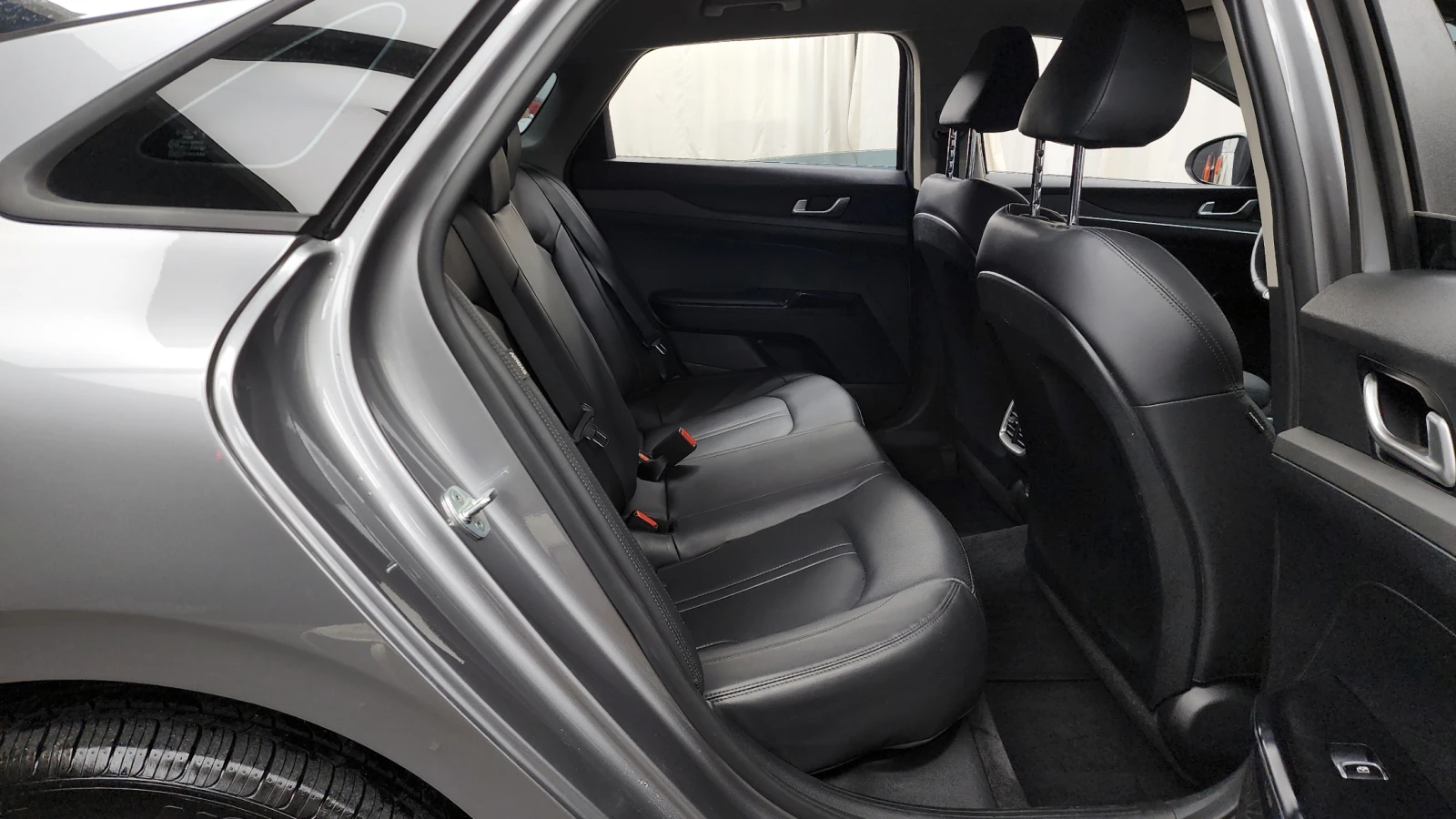 Kia K5 2.0LPI TRENDY | Mobile.bg   12