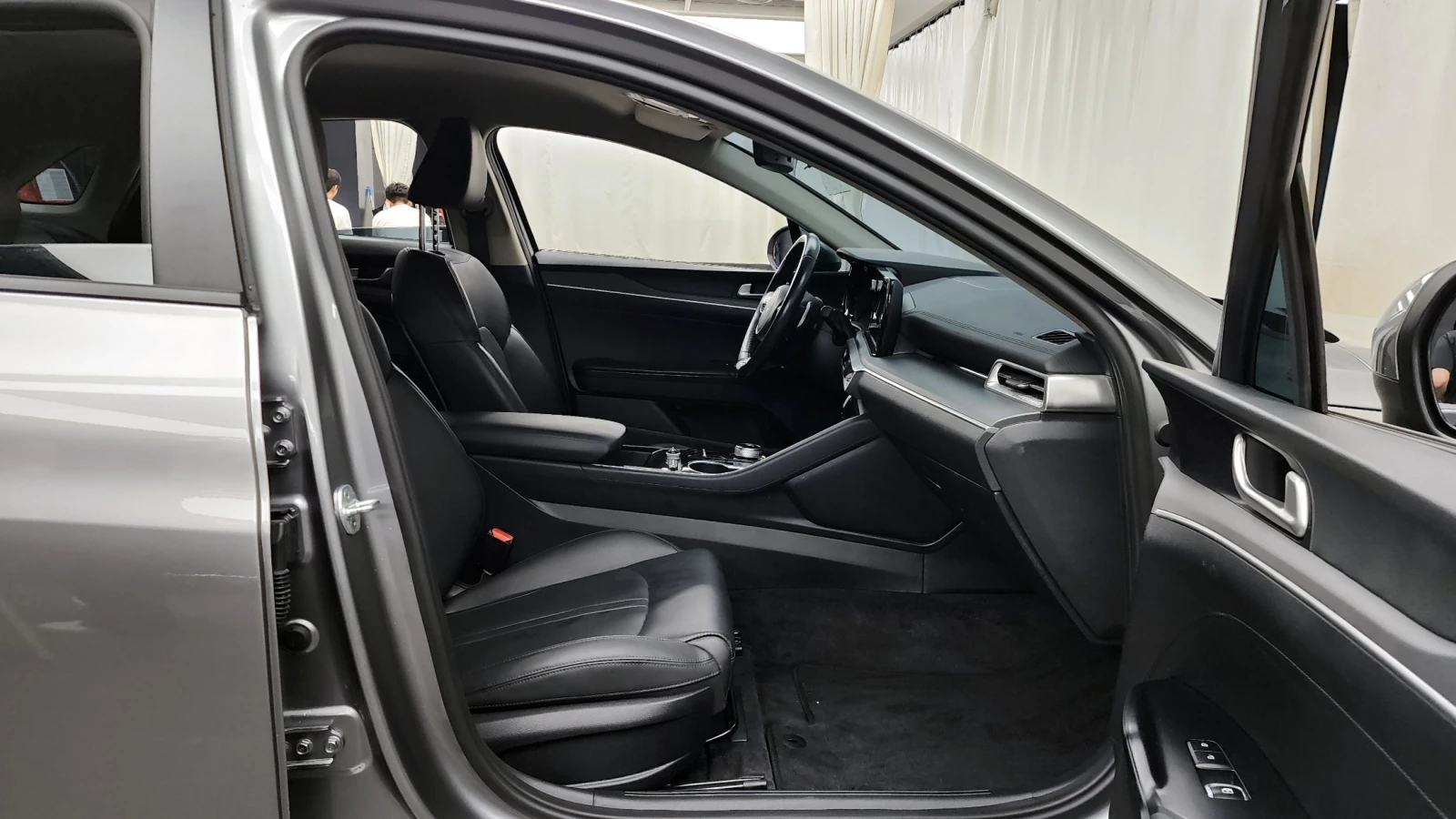 Kia K5 2.0LPI TRENDY | Mobile.bg   11