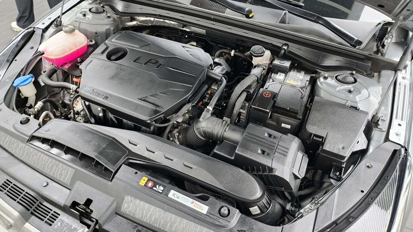 Kia K5 2.0LPI TRENDY | Mobile.bg   6