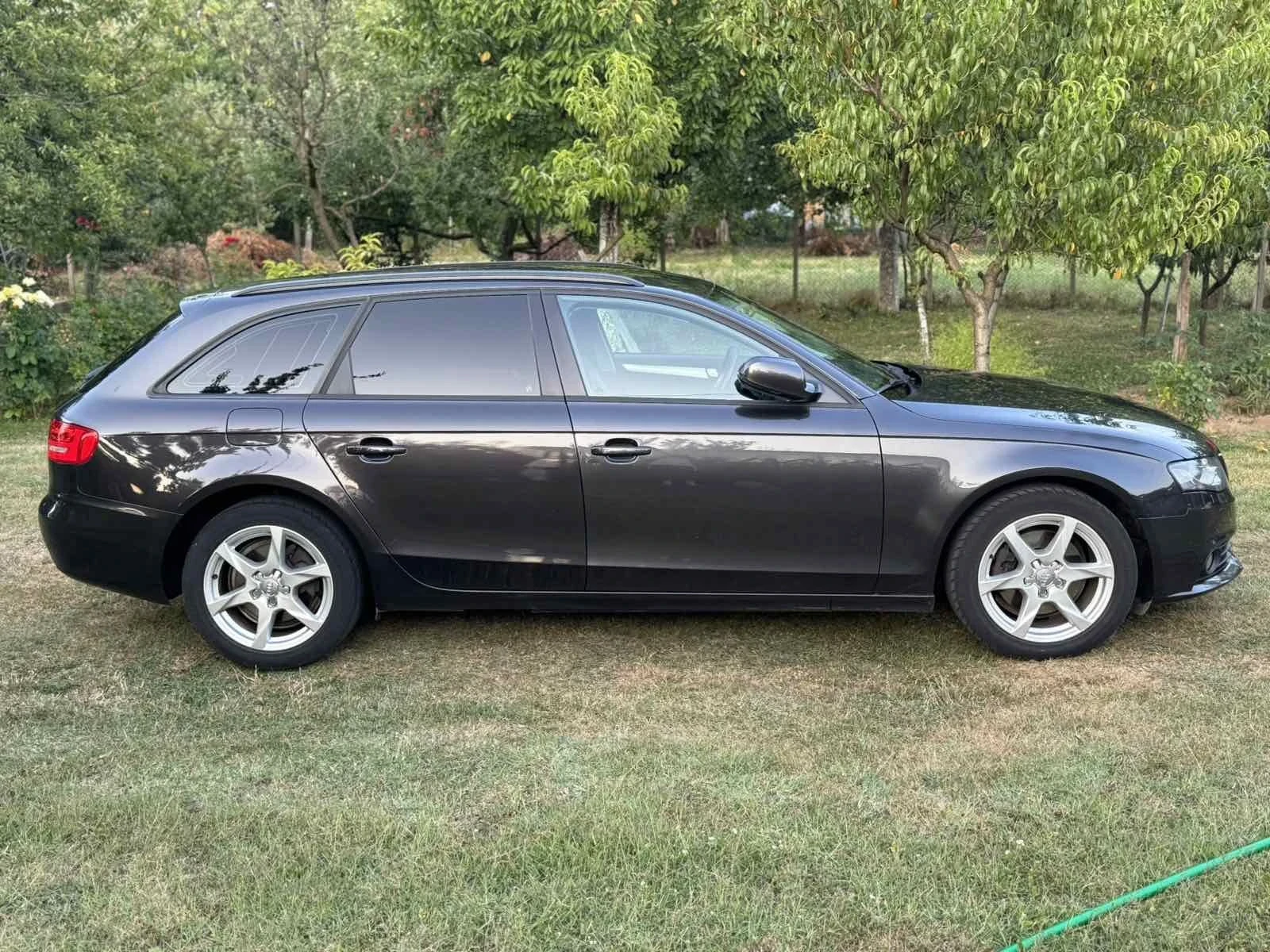 Audi A4 B8 - изображение 8