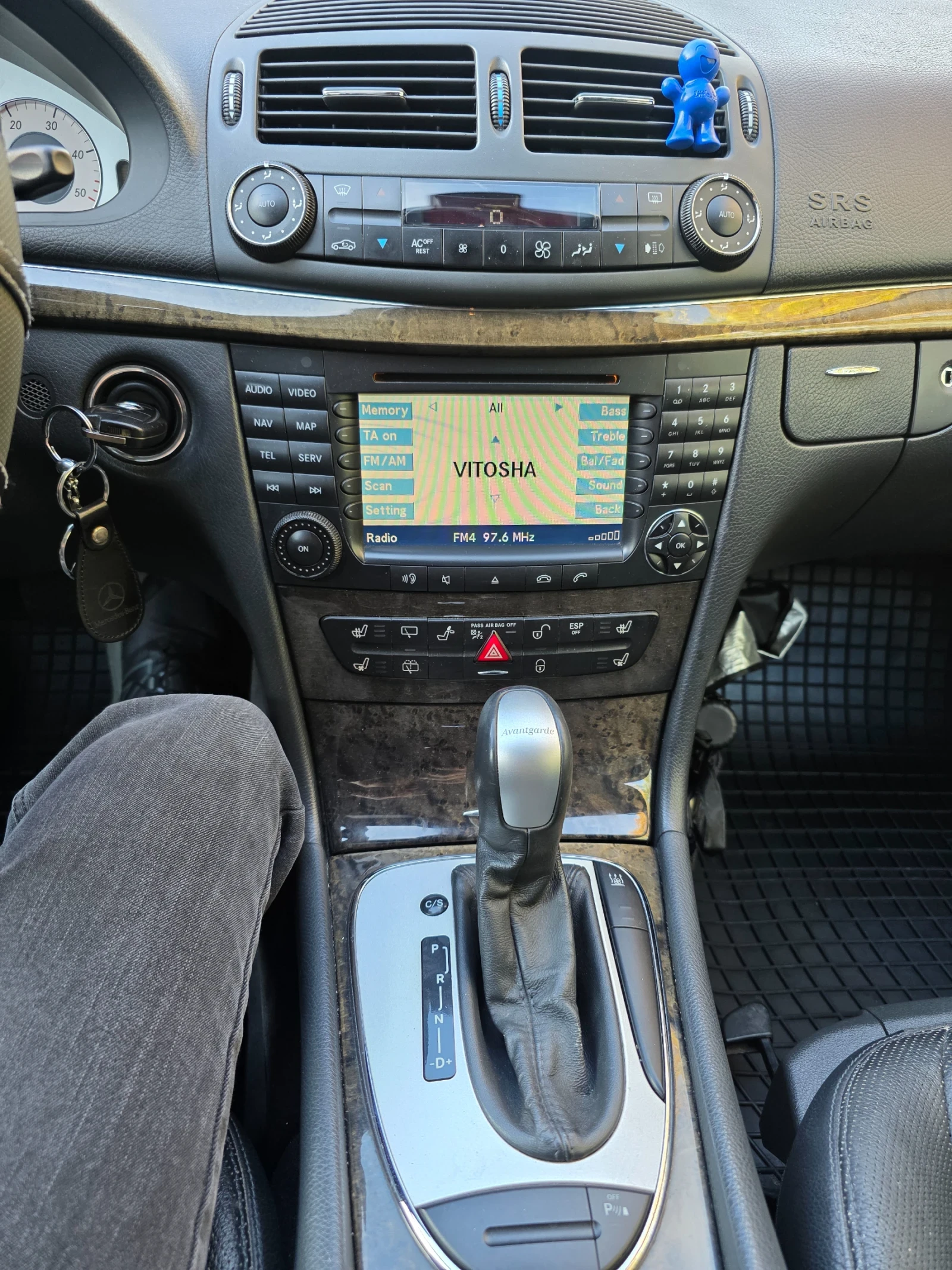 Mercedes-Benz E 320 3.2CDI | Mobile.bg   13