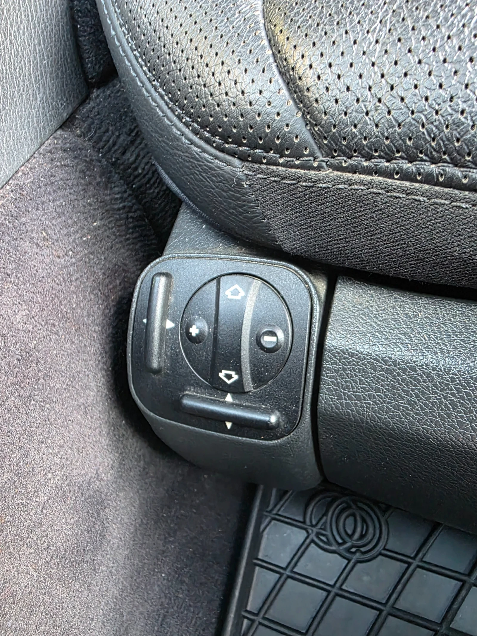 Mercedes-Benz E 320 3.2CDI | Mobile.bg   11