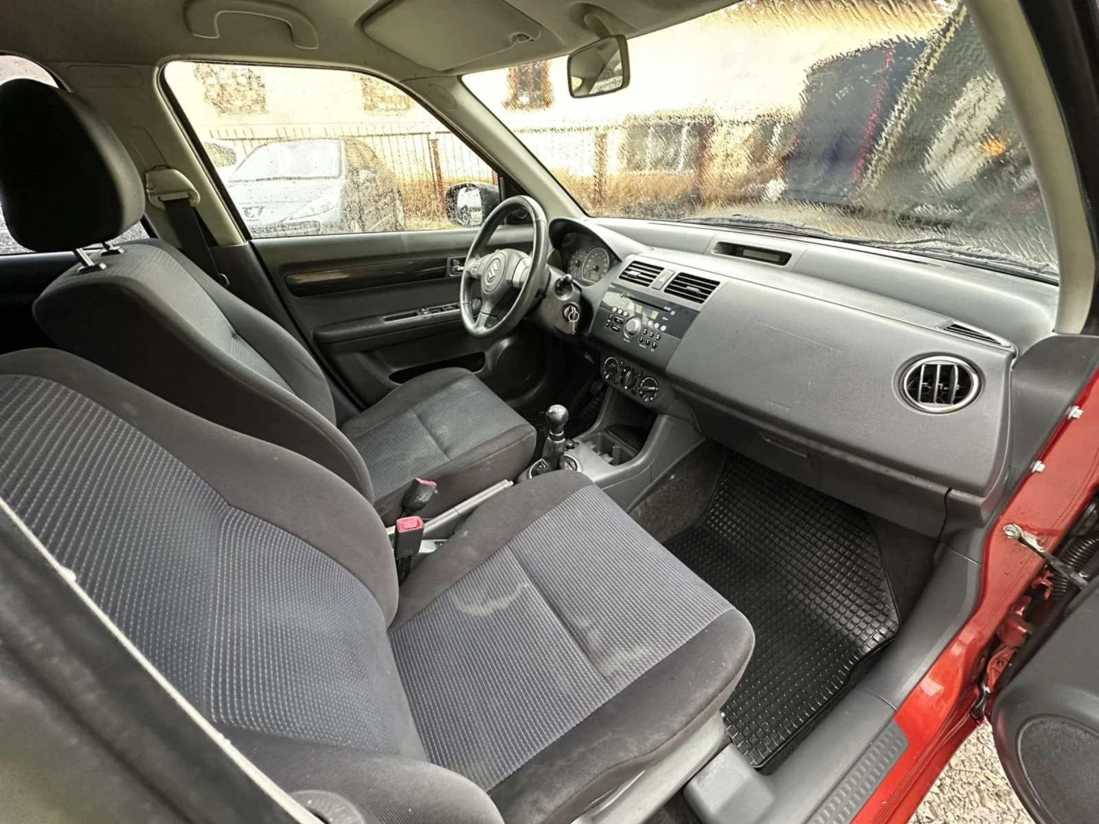 Suzuki Swift 1.3i* 4x4* Климатик  - изображение 6