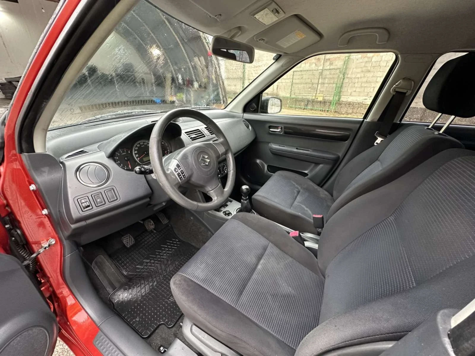 Suzuki Swift 1.3i* 4x4* Климатик  - изображение 4