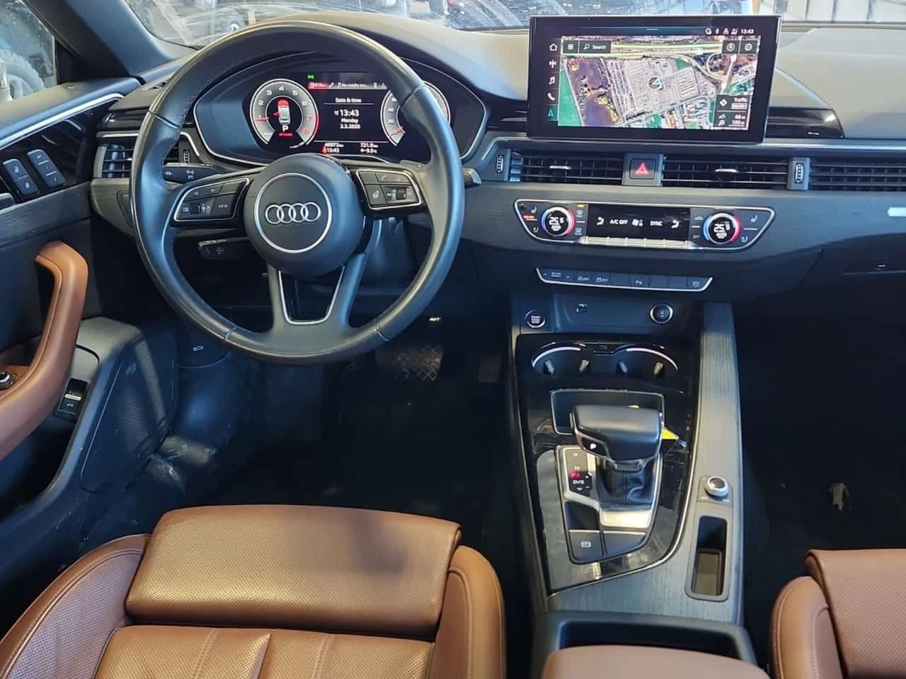 Audi A5  PROGRESSIV * 360* ОБДУХВАНЕ* 2 КЛЮЧА* CARFAX * , снимка 10 - Автомобили и джипове - 53709609