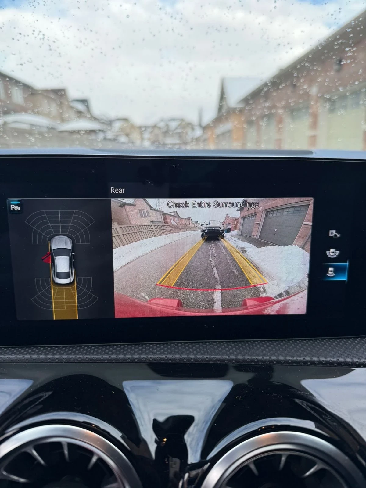 Mercedes-Benz CLA 250 AMG/Night-pkg* CarPlay* Камера* Пано* Подгрев, снимка 12 - Автомобили и джипове - 53811705