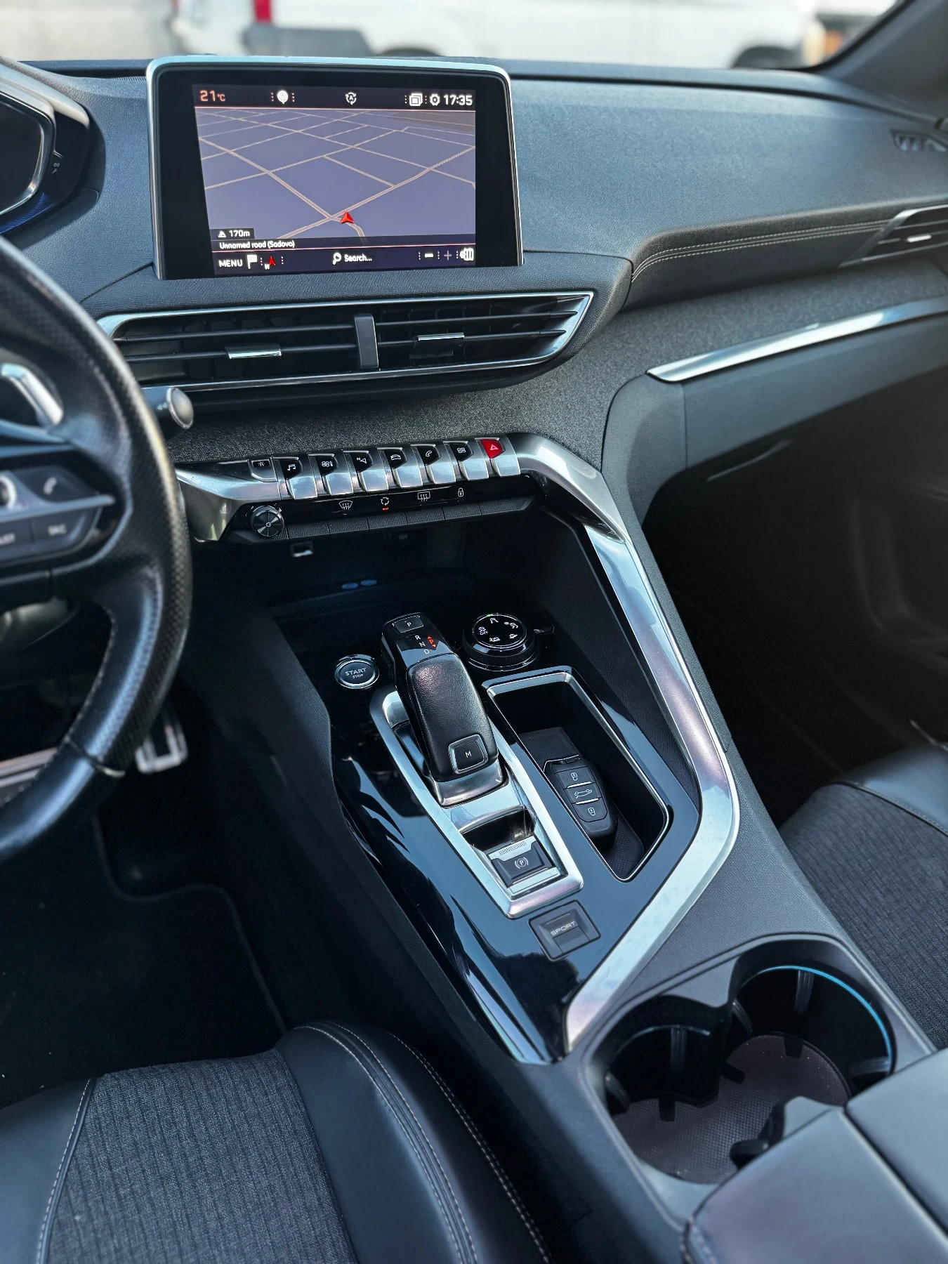 Peugeot 3008 GT Line 1.5 Blue HDi Panorama/ LED, снимка 7 - Автомобили и джипове - 54116111