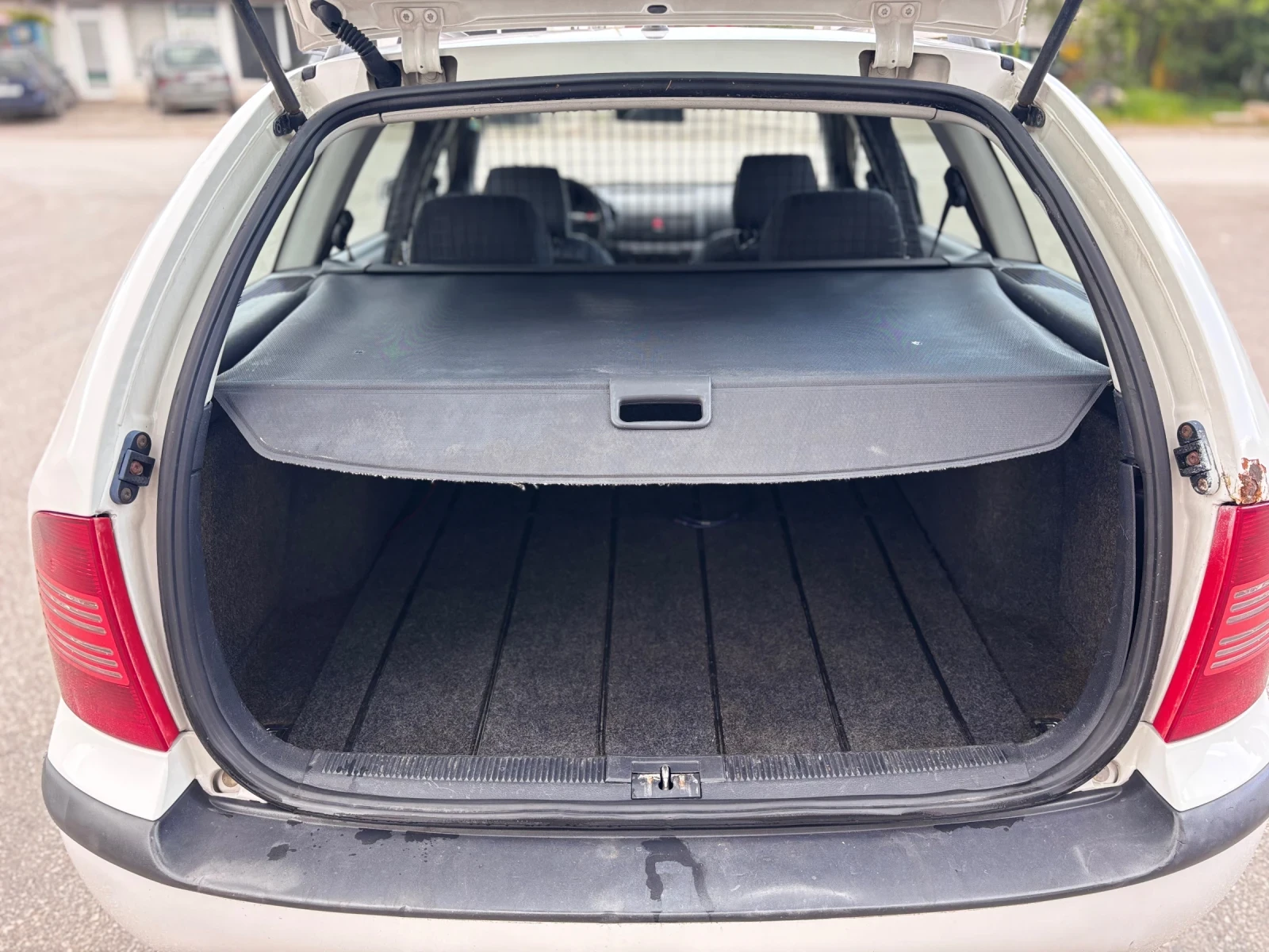 Skoda Octavia 1.9TDI 4x4 Facelift, снимка 14 - Автомобили и джипове - 54511150