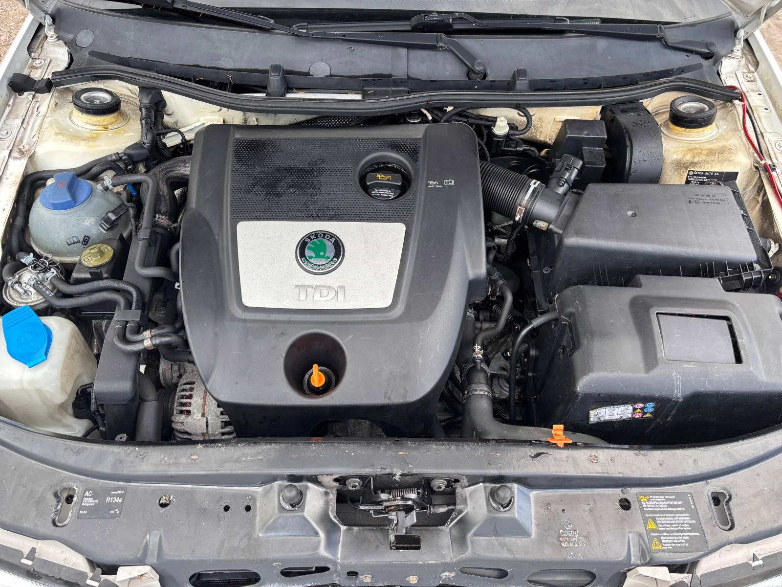 Skoda Octavia 1.9TDI 4x4 Facelift, снимка 16 - Автомобили и джипове - 54511150