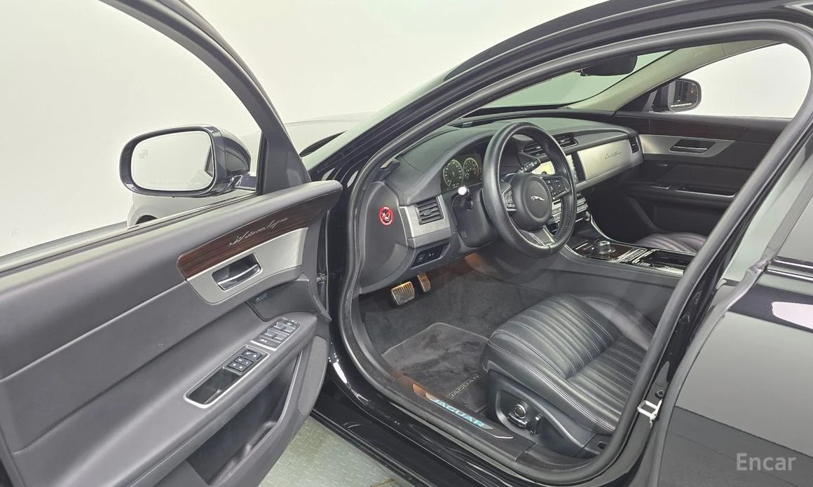 Jaguar Xf | Mobile.bg � ����������� 10