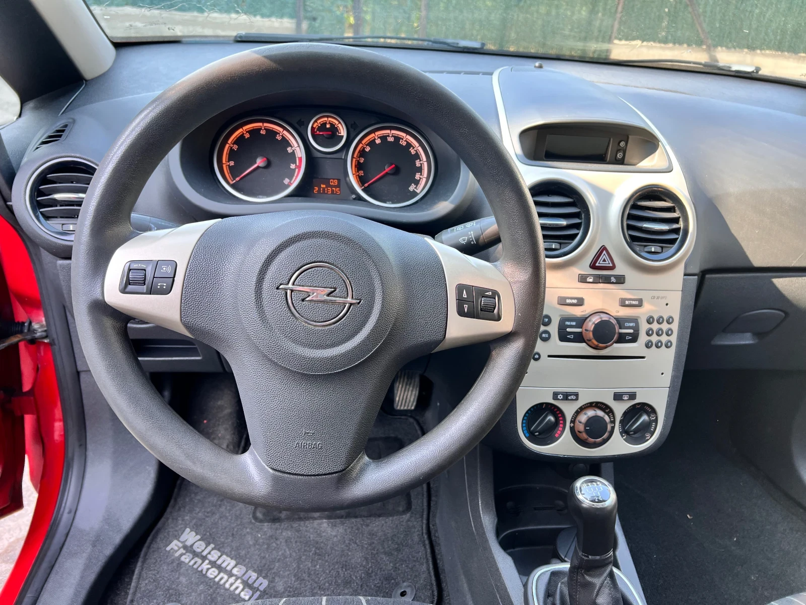 Opel Corsa 1.2 80к.с., снимка 9 - Автомобили и джипове - 54701241