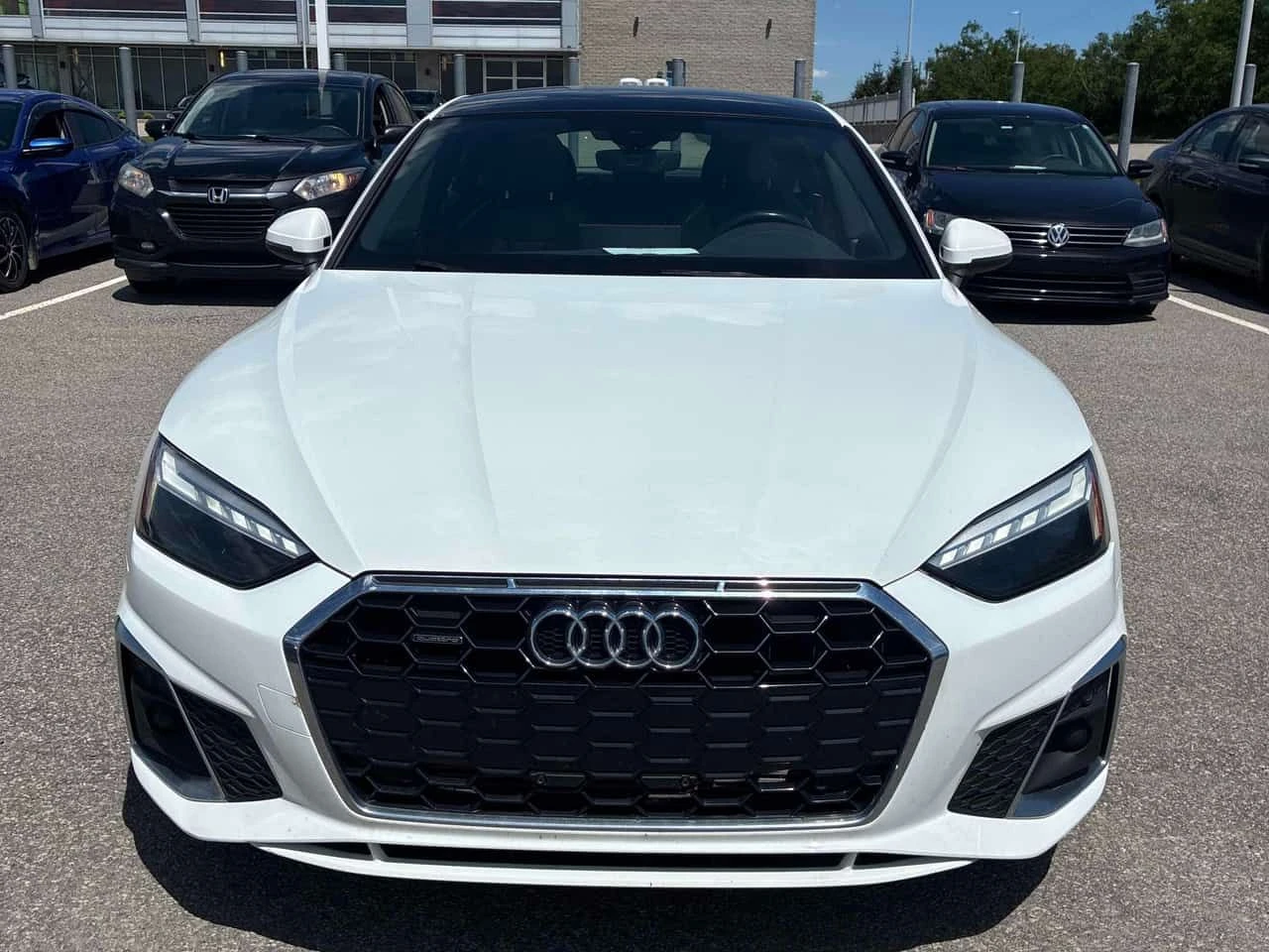 Audi A5 Progressiv/ПАНОРАМА/ДИСТРОНИК, снимка 2 - Автомобили и джипове - 54940146