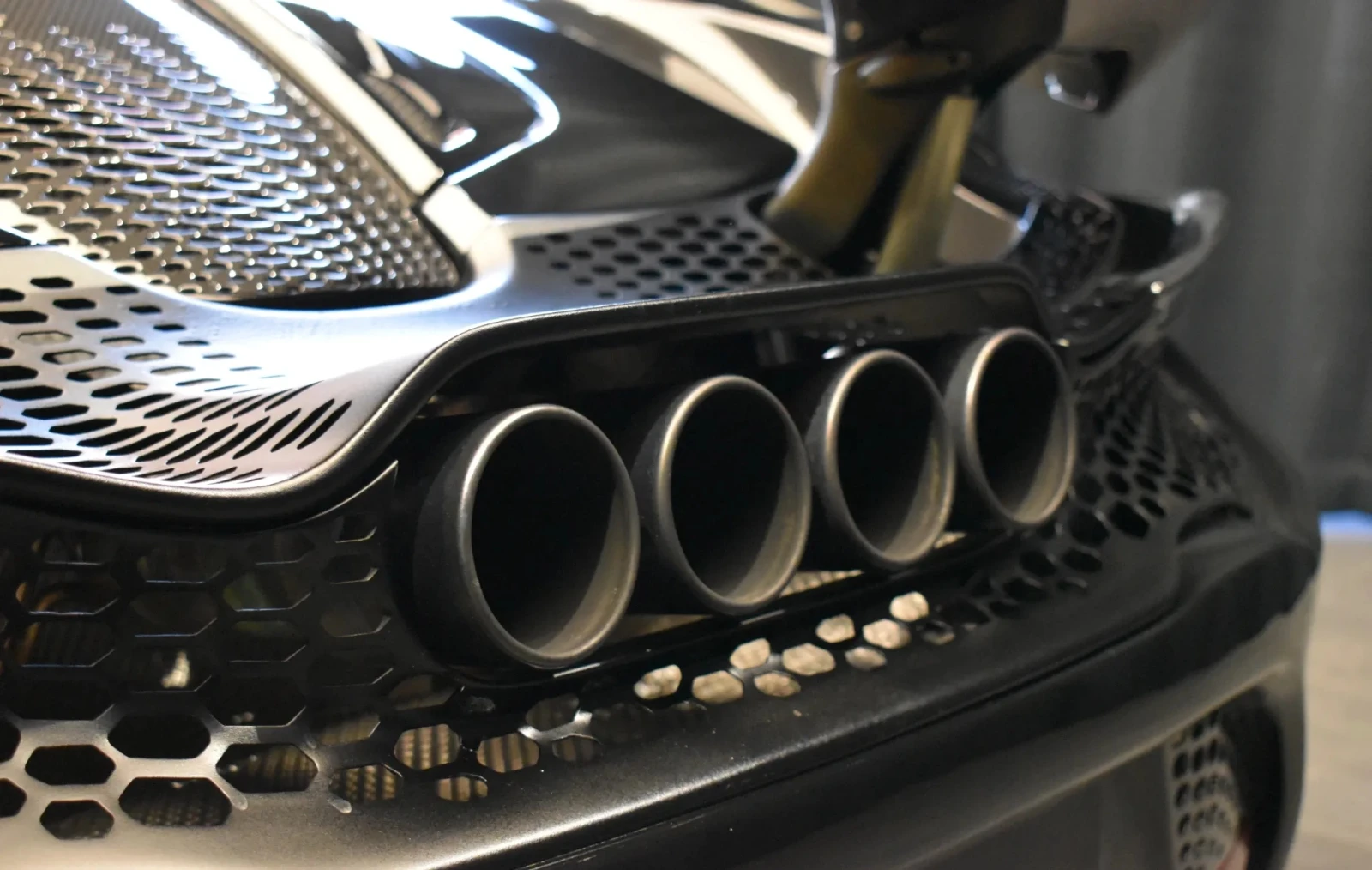 McLaren 720 S Spider 4.0 V8 Stage 2 765 LT CARBON PACK, снимка 12 - Автомобили и джипове - 54994848