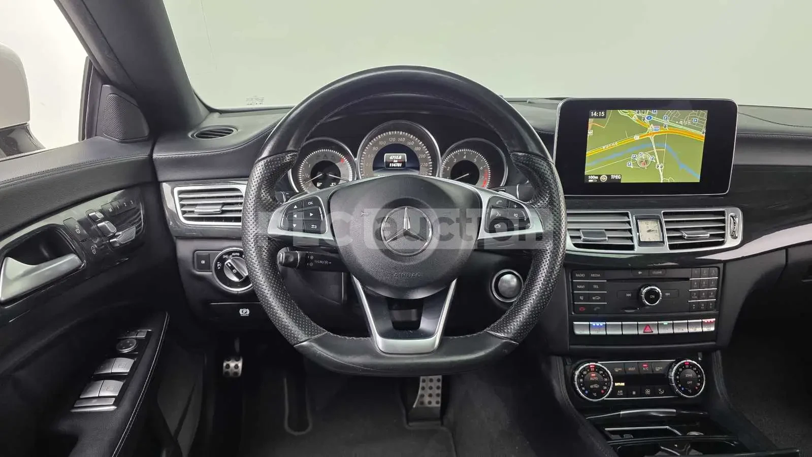 Mercedes-Benz CLS 400 4MATIC #УНИКАТ#360/PANO !FULL!, снимка 13 - Автомобили и джипове - 55088755