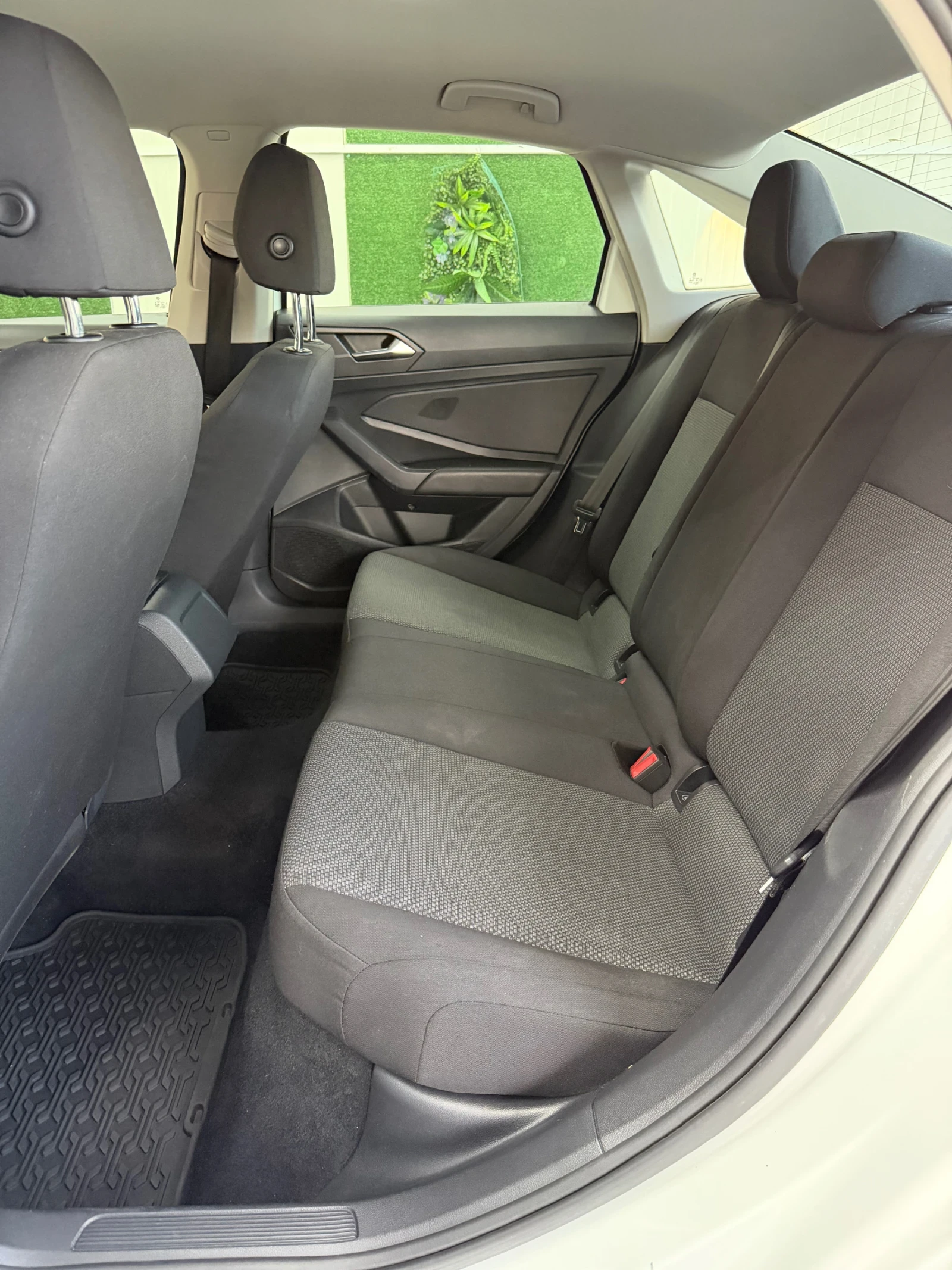 VW Jetta 1.4 TSI UNIKAT, снимка 13 - Автомобили и джипове - 55465973