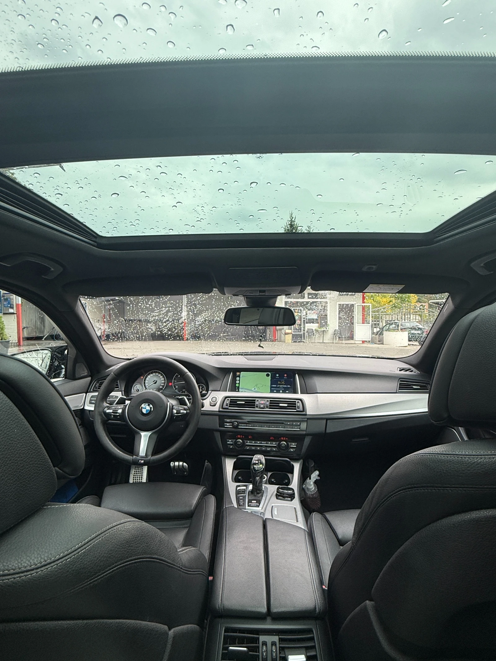 BMW 550 M-пакет FULL APPLE CARPLAY BANG & OFSEN, снимка 11 - Автомобили и джипове - 56237720