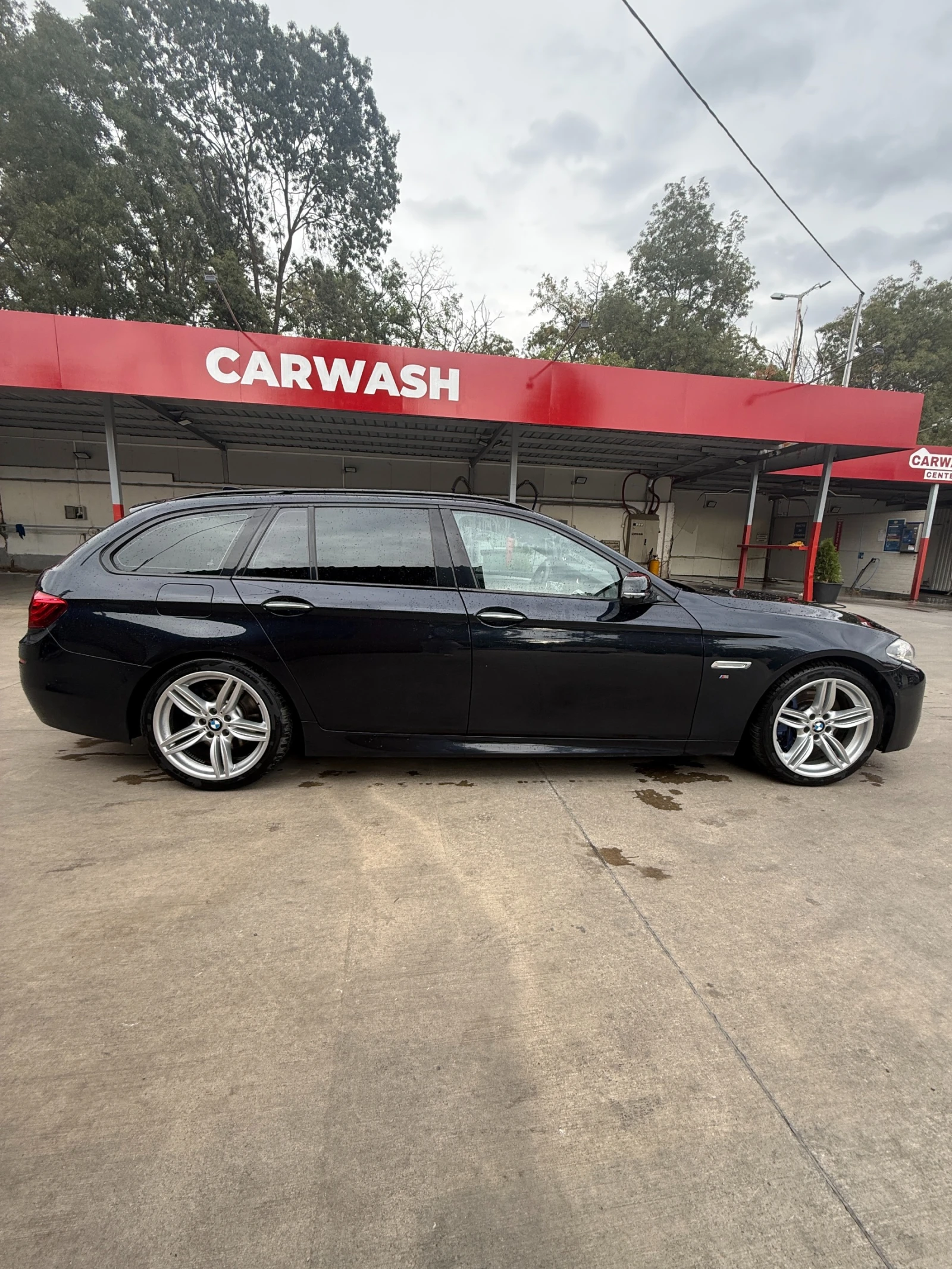 BMW 550 M-пакет FULL APPLE CARPLAY BANG & OFSEN, снимка 8 - Автомобили и джипове - 56237720