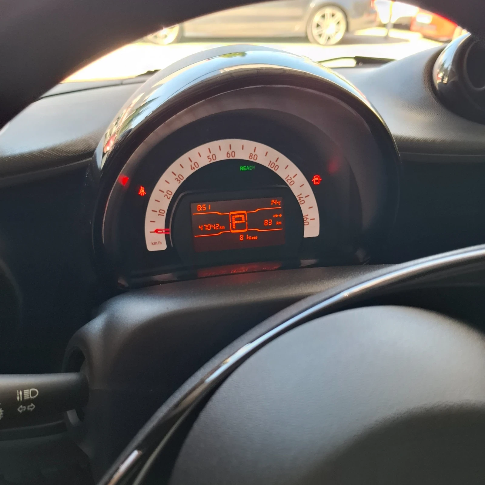 Smart Fortwo EQ електрик, снимка 9 - Автомобили и джипове - 56323872