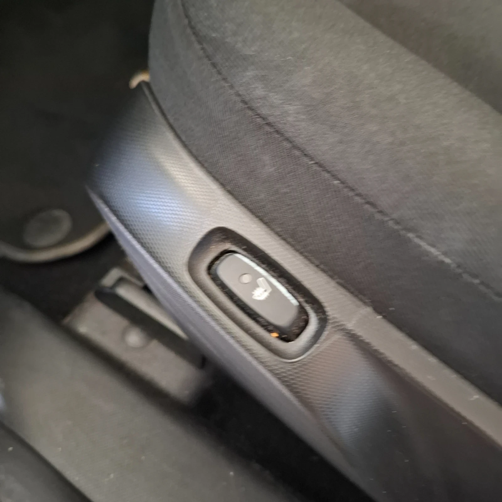 Smart Fortwo EQ електрик, снимка 12 - Автомобили и джипове - 56323872
