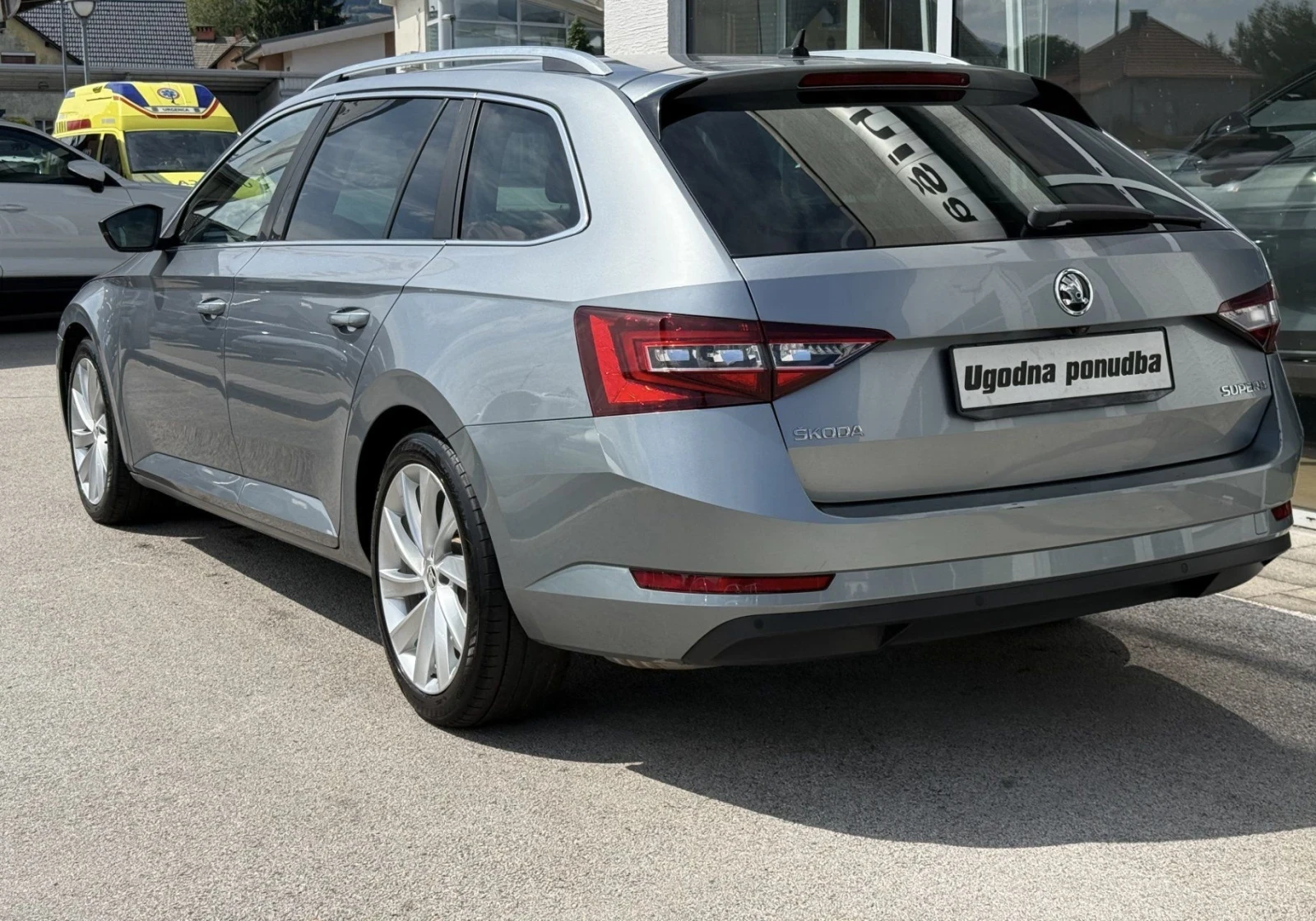 Skoda Superb 2.0TDI 190kc Style  | Mobile.bg � ����������� 4