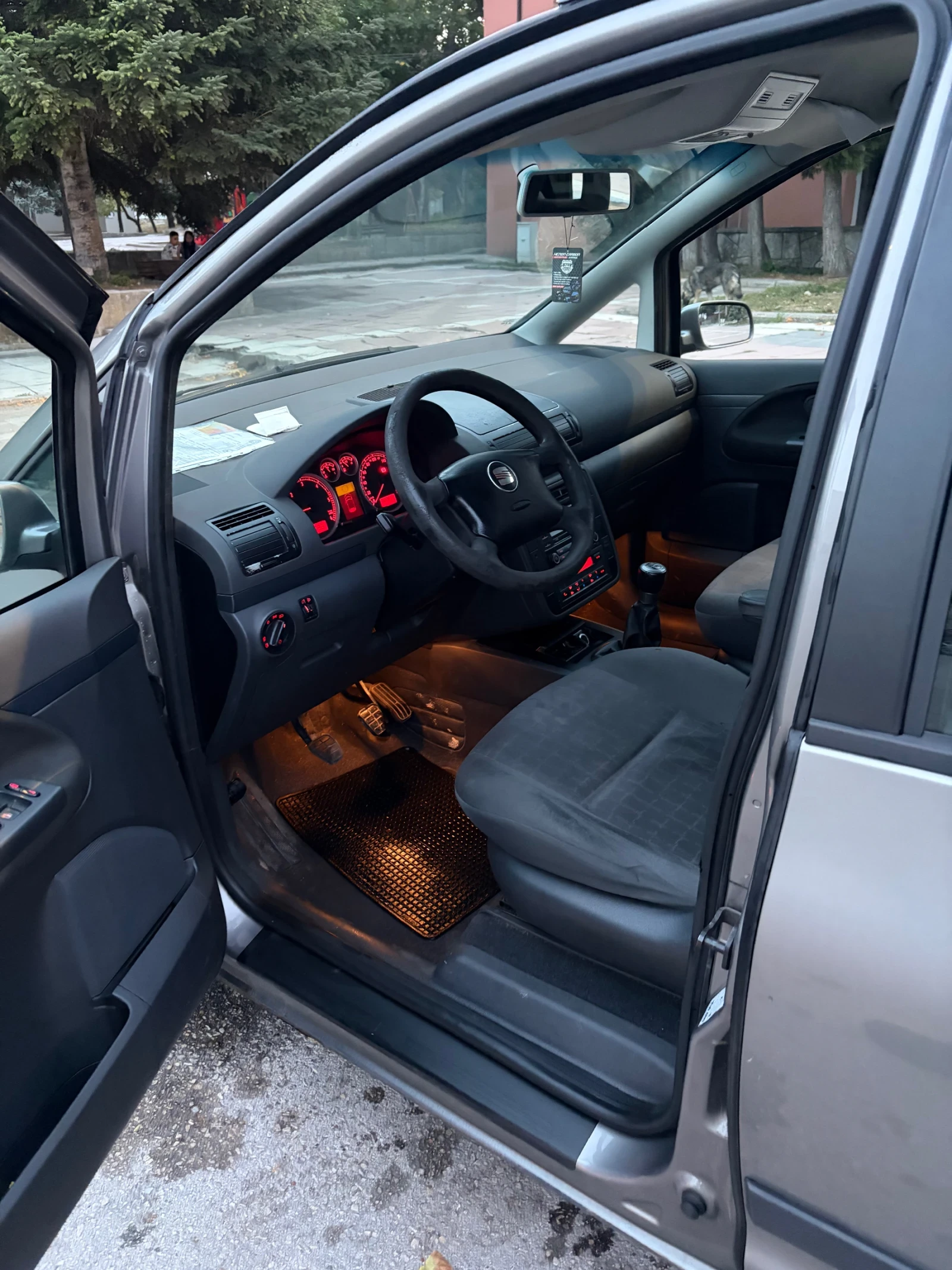 Seat Alhambra 1.9TDI | Mobile.bg � ����������� 9