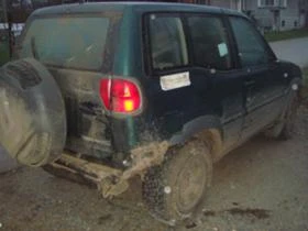 Nissan Terrano 2.4i, снимка 3