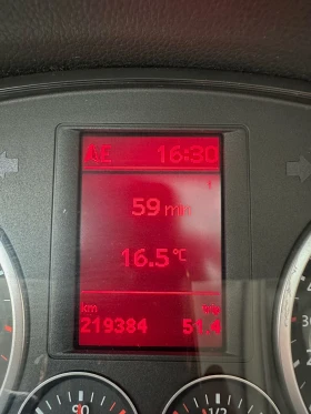 VW Tiguan 2.0 TDI 4MOTION, ПАНОРАМА, НАВИГАЦИЯ, снимка 13