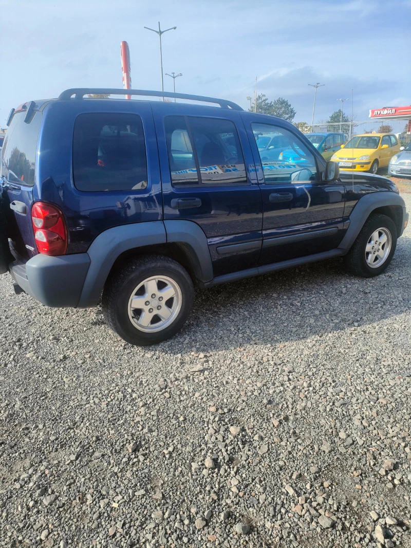 Jeep Cherokee 2.8 crdi, снимка 3 - Автомобили и джипове - 43731930