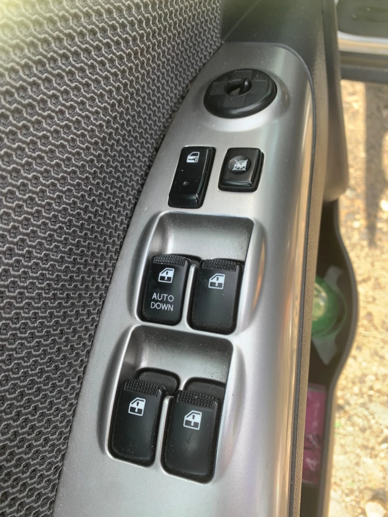 Kia Sportage 2.0 CRDI 6 SPEED Facelift 4by4 , снимка 9 - Автомобили и джипове - 52282719