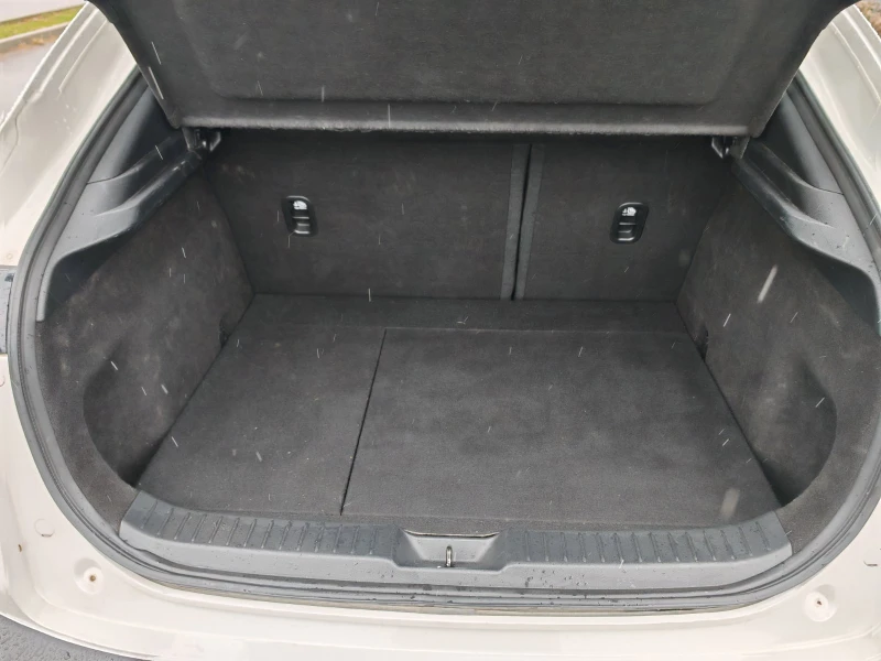 Mazda CX-30 , 2900лв за получаване, 2.0i Com+ автоматик, снимка 7 - Автомобили и джипове - 51994129