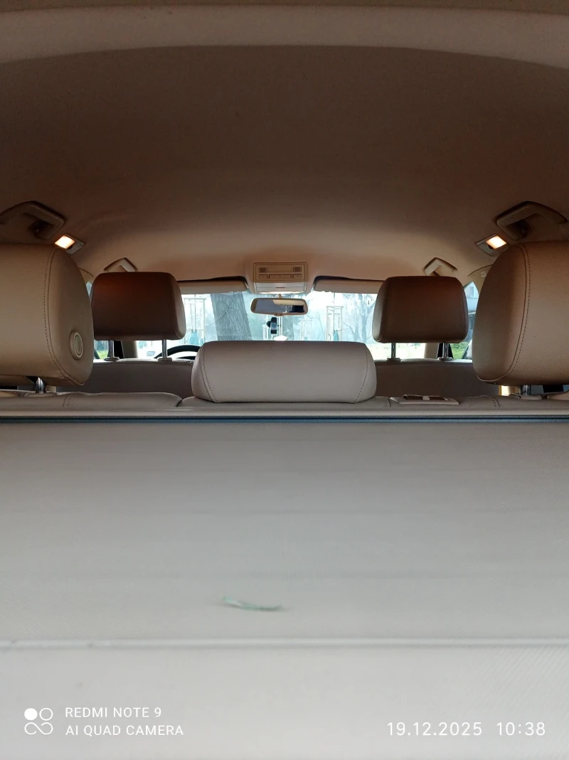 VW Touareg 3.0 TDI, снимка 12 - Автомобили и джипове - 53048560