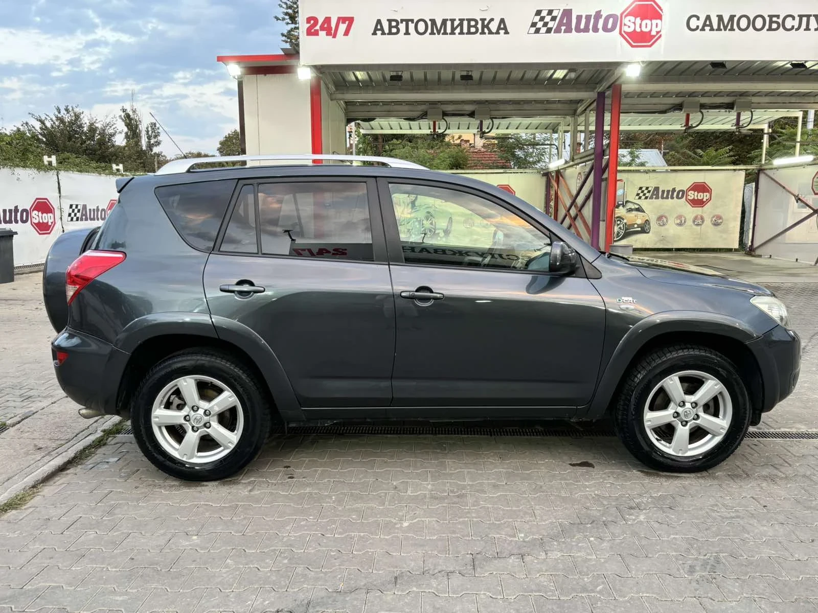 Toyota Rav4  - изображение 2