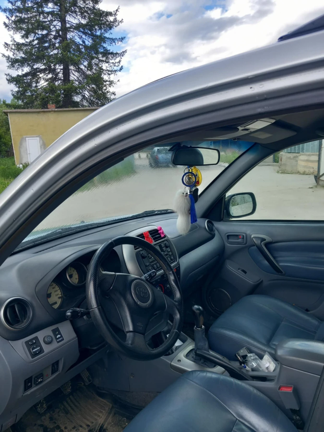 Toyota Rav4  - изображение 6
