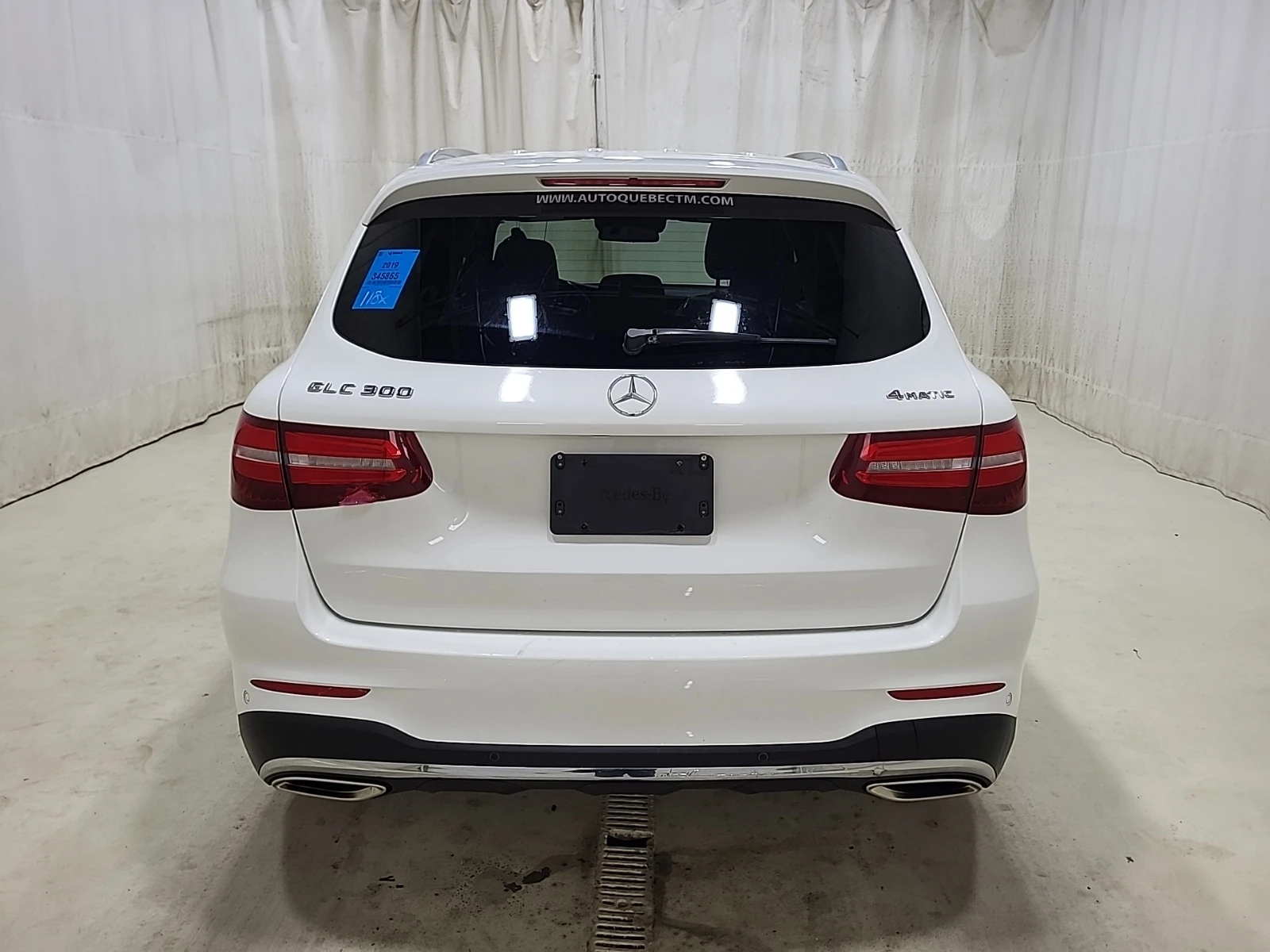 Mercedes-Benz GLC 300 * CARFAX* АВТОФИНАНСИРАНЕ* Цена до България*  - изображение 4