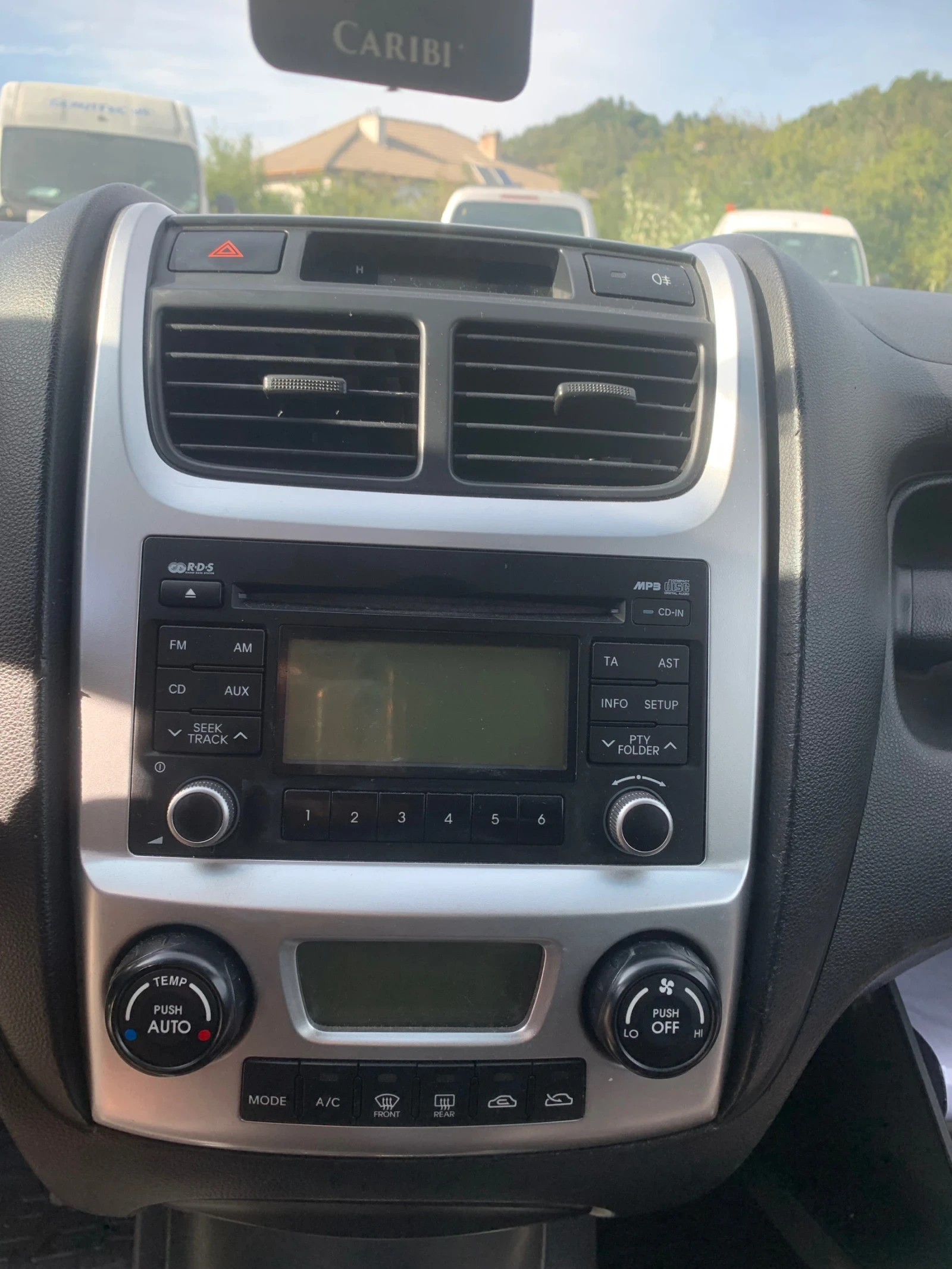 Kia Sportage 2.0 CRDI 6 SPEED Facelift 4by4  - изображение 8