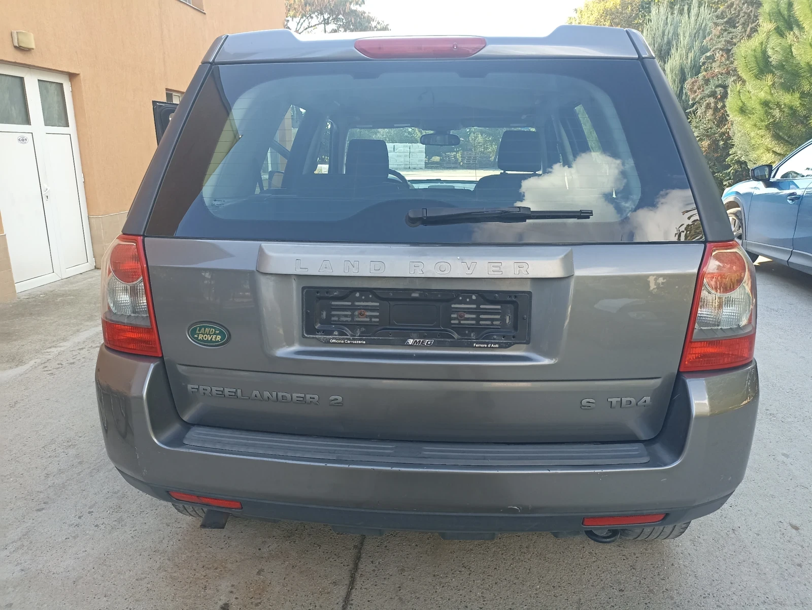 Land Rover Freelander 2.2  S TD4 , diesel 160  к.с 4х4 - изображение 2